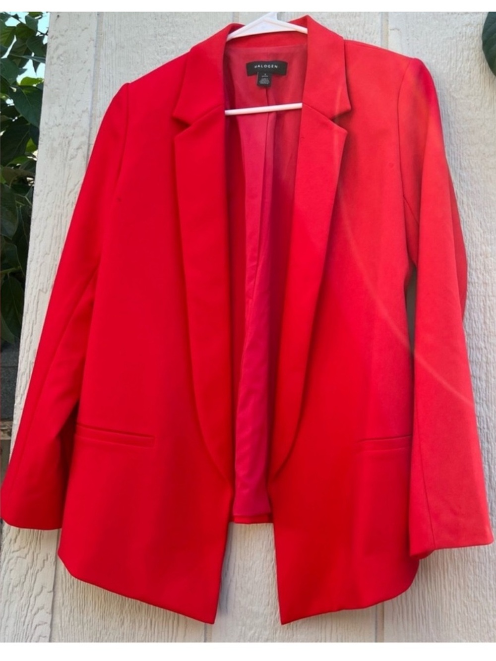 Halogen blazer